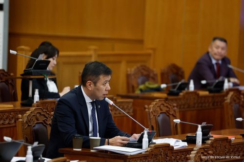 Б.Энхбаяр: Нүүрсний хулгайг эсэргүүцсэн жагсаалын дараа олон компани, улстөрчид бүртгэлээ өөрчилсөн байсан